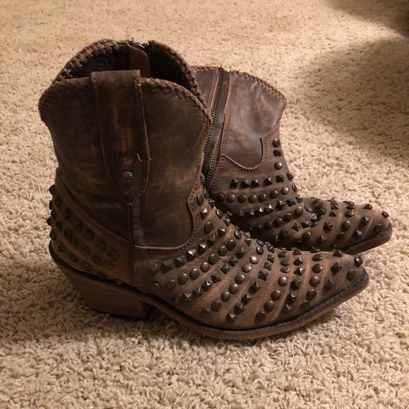 Shoes - Women’s Booties size 8